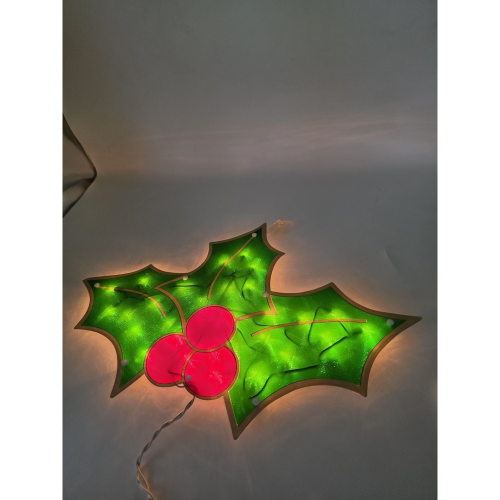 Vtg Holiday Time Lighted Holly Indoor/Outdoor 22" Christmas Decoration in Box